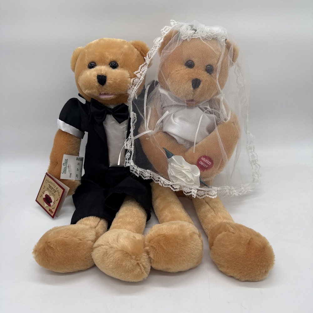 Vintage Chantilly Lane Bride & Groom Bear Sings "Love & Marriage" Animated